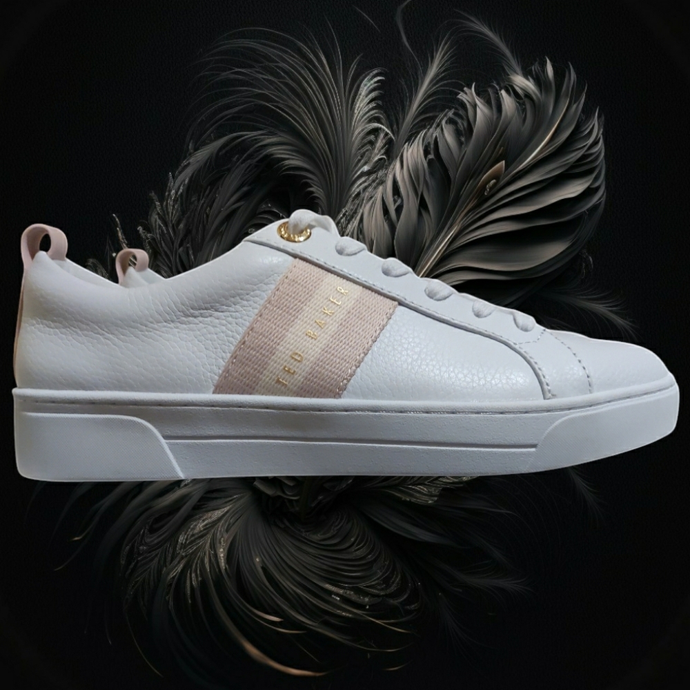 NEW Ted Baker Women Reese Lace Up Leather White/Pink Sneaker. Size 6